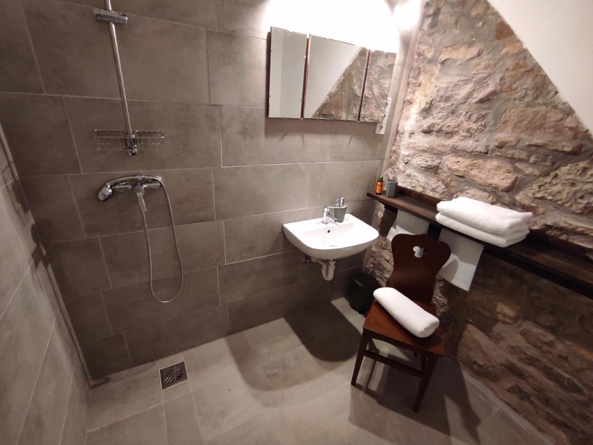 Kishaz A Szolohegyen Appartement Balatonakali Buitenkant foto