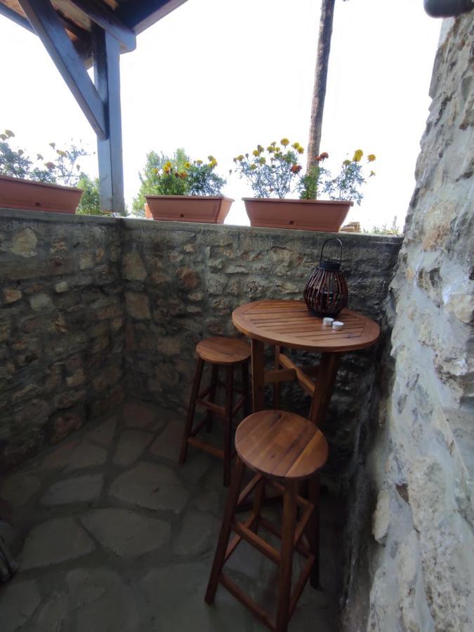 Kishaz A Szolohegyen Appartement Balatonakali Buitenkant foto