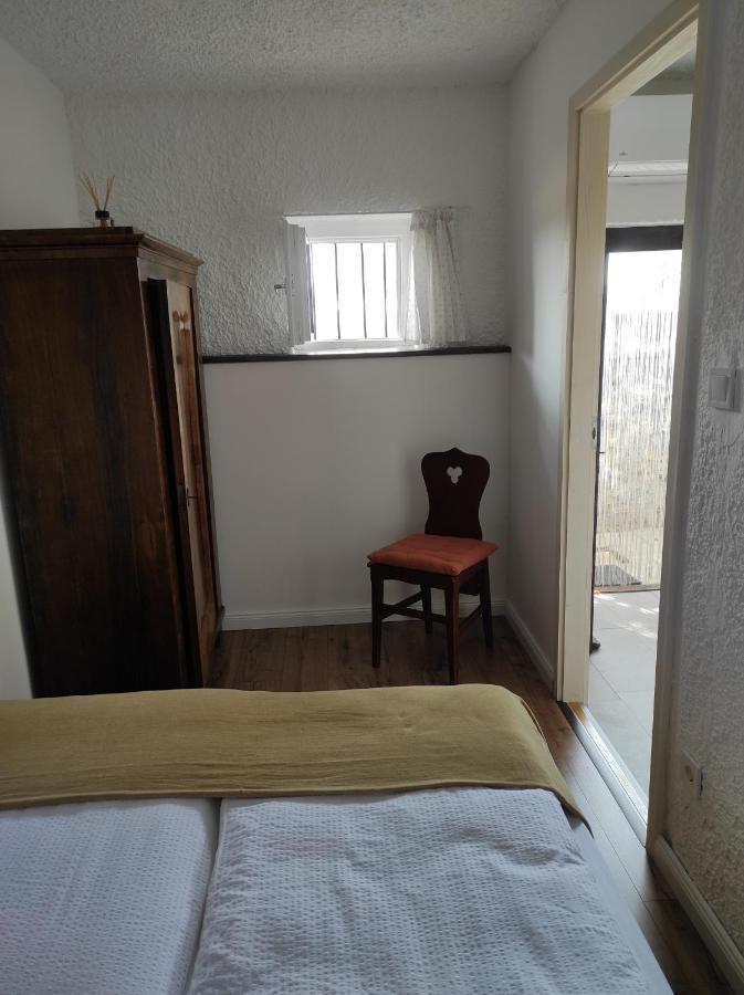 Kishaz A Szolohegyen Appartement Balatonakali Buitenkant foto